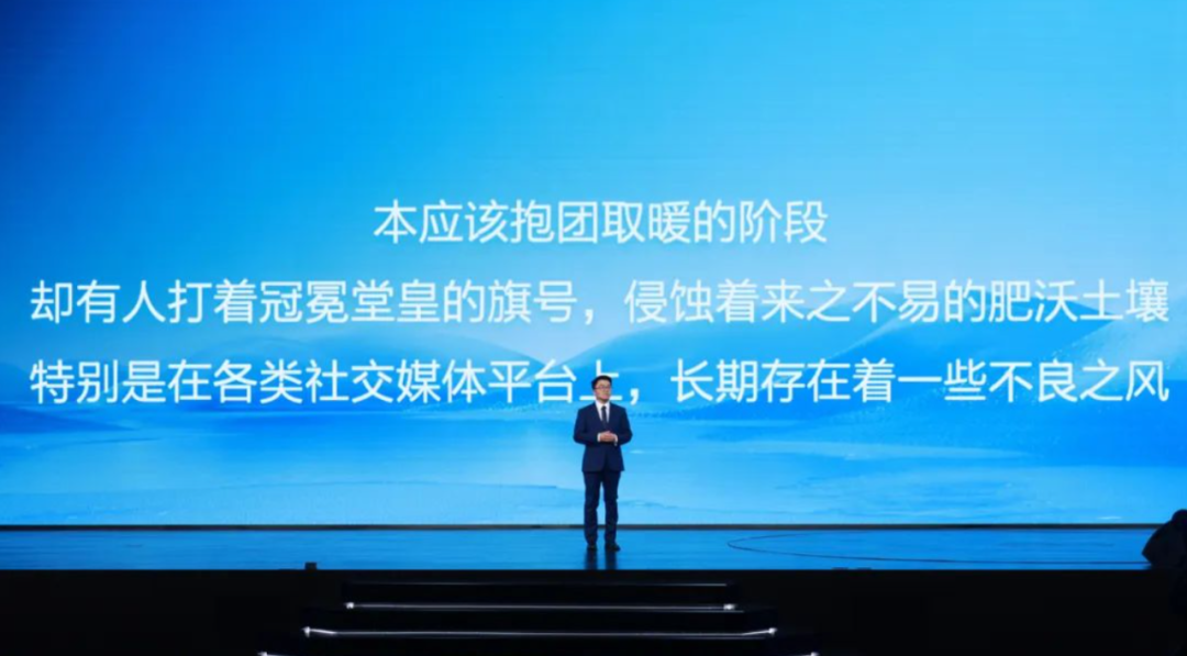 9b2732e18660c39775b37c5b793c8ae9.png