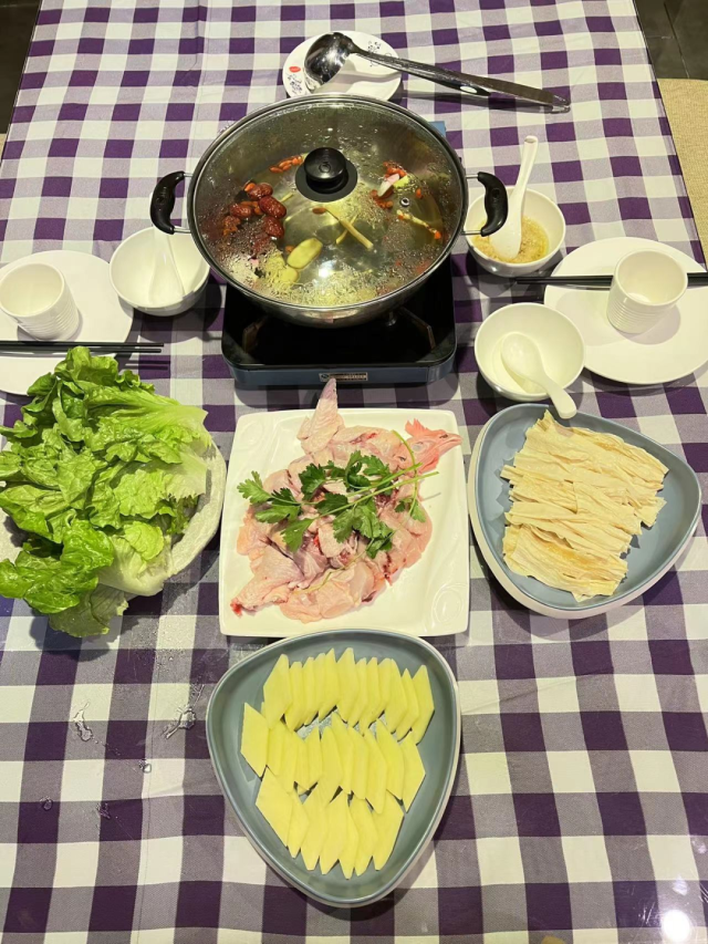9a9ef6c5bcf81080676b74e9b7754f26.png