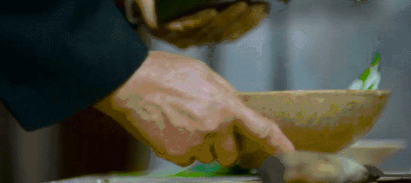 1e28e85f97ba60690b496d4df59bf949.gif