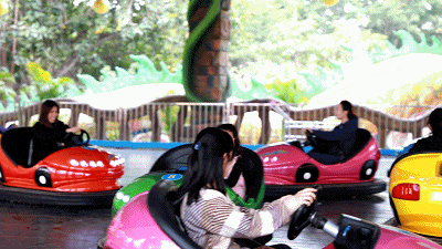 566267ab3d1a31ec95b794c7e059afd2.gif