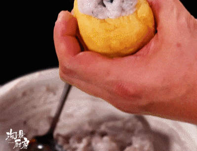 354ae572734de9758fdf4fdf44e1876b.gif