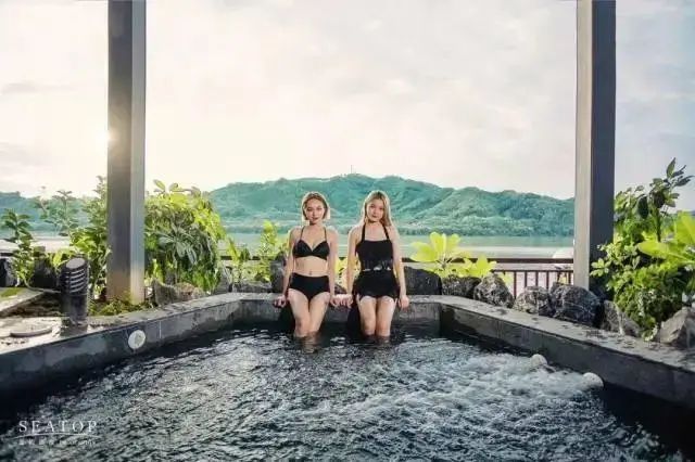 a8bd51bde31fc45c62c396f6530e374a.jpeg