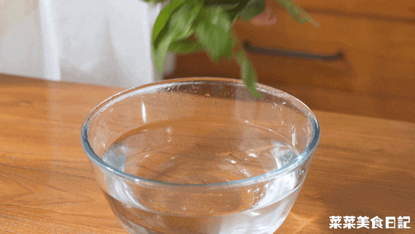 c72b6ff4cfe54de0741f9a019e651a85.gif