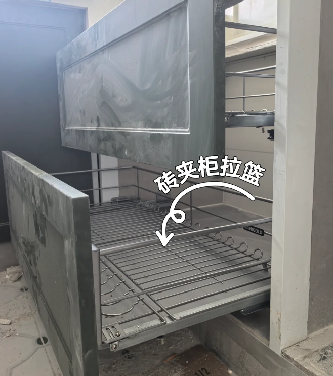 8281ec34684e54b53fe29cd041525cd8.png