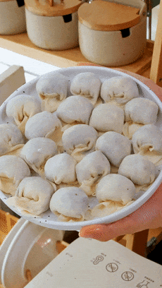 cbcc9a8eced4407e00366e1964c35f3b.gif