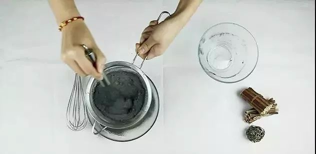 0e52b28906c4f0a3323f8341168bd74d.png