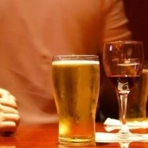职场酒局中的3种忌讳，酒局就一定要喝酒吗