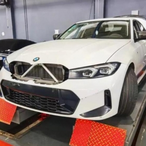 零件遭泄露？疑似新款宝马 3 系实车曝光