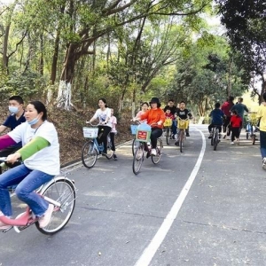 广州番禺：周末亲子户外游受热捧