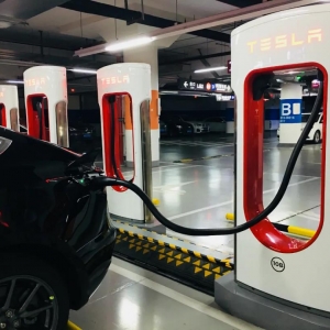 全球新能源汽车迎市场化拐点