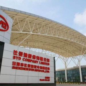 比亚迪入局换电，剑指蔚来、宁德时代？