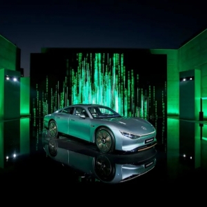 奔驰VISION EQXX概念车，充一次电能跑1200公里？