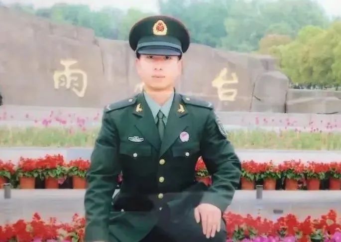 凌晨，他去世了……年仅30岁