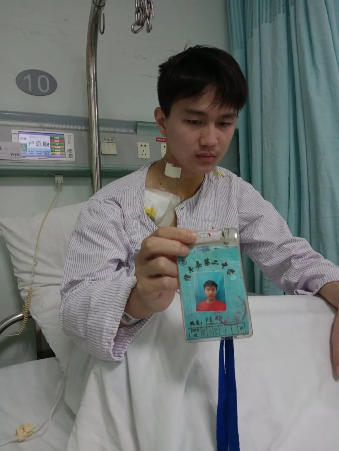他才18岁！最后一条朋友圈看哭网友