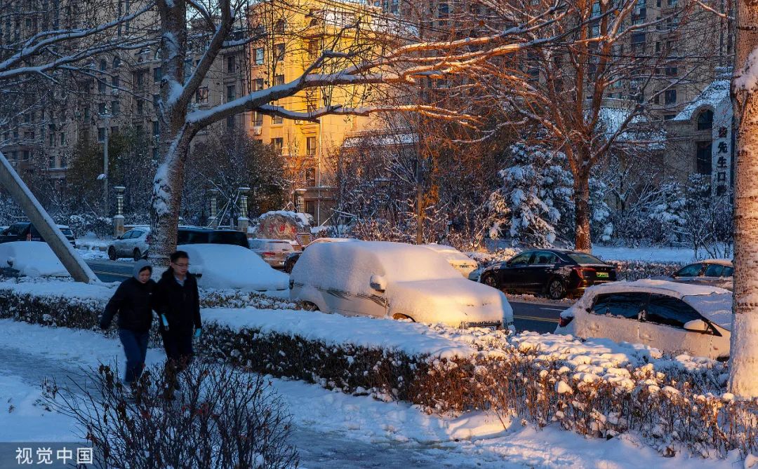 吉林电动出租车遭遇充电难！冒雪排队傍晚等到隔日中午…… ...