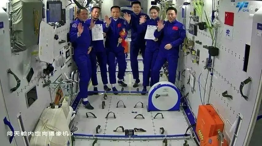 交钥匙了！神十四乘组明日返回