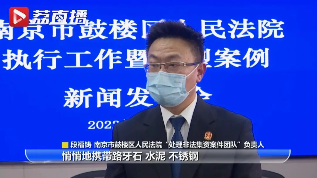 男子在屋内砌了90厘米的厚墙，把墙体和门焊死！竟是为了…… ... ...