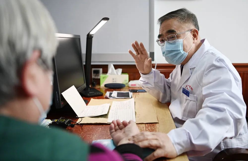 张伯礼：今年大概率是个团圆年