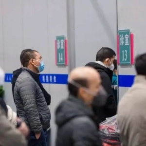 中国疫情防控放开太快？低估新冠死亡人数？官方回应