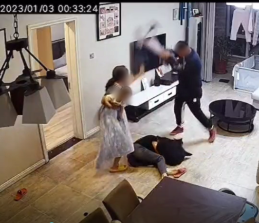 视频惹众怒！涉事男子已被拘留！
