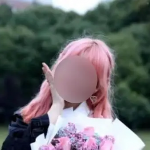 “粉发女孩”遭遇网暴离世，揪出幕后黑手有多难