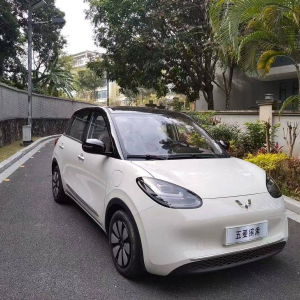 “空间党”幸福了，这车与飞度一样大，后备箱却有两层，颜值还高 ...