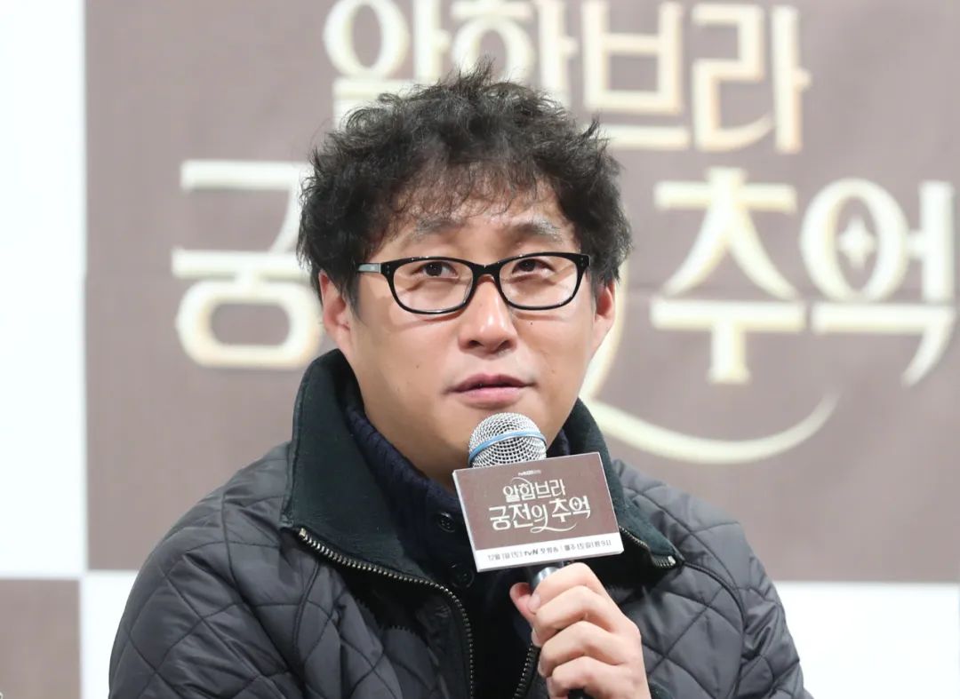 这部剧刚上线就刷屏！导演却道歉了