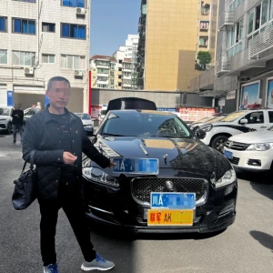 街头现“联军·AK00020”车牌，司机：正在执行重要任务