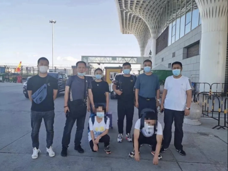 90后夫妻自导自演卖淫秽视频！获刑十年
