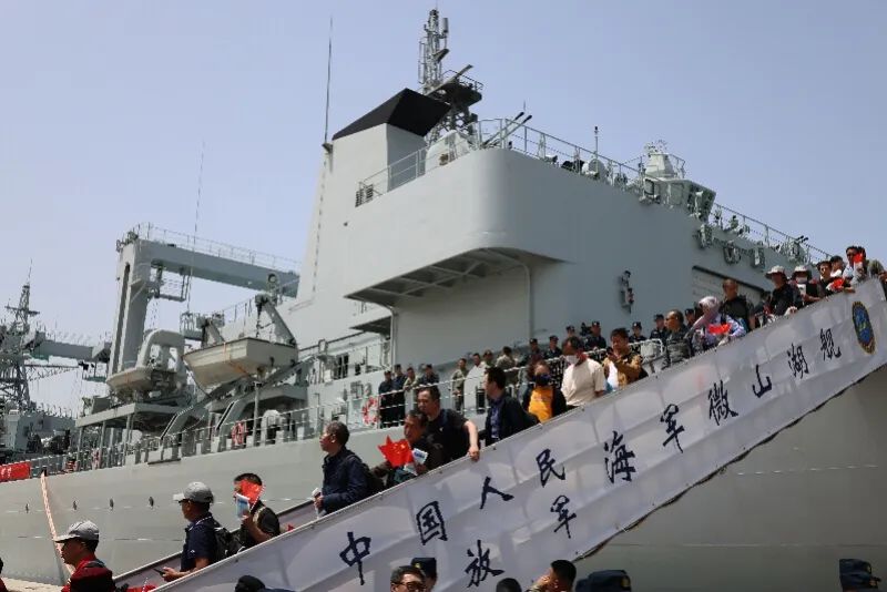 “登舰即是回家”！那一刻，他们激动到流泪……