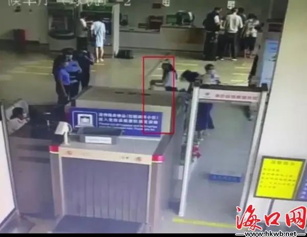 热搜第一！逃犯去看周杰伦演唱会路上被抓