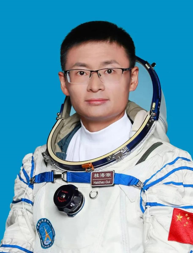36岁“博导”航天员家世背景曝光：告诉孩子，读书才是最容易的路 ... ...
