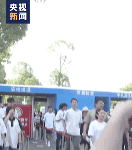 “敬礼娃娃”郎铮637分！已收到北大、人大邀请