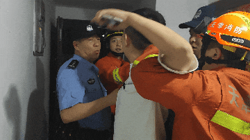 “你别指她！”男子骚扰前女友，119和110都上门了