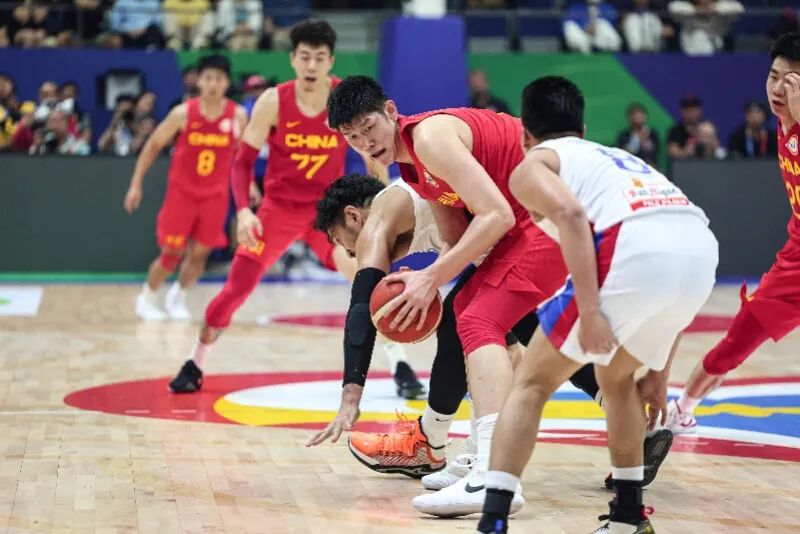 热搜霸屏！中国男篮惨败