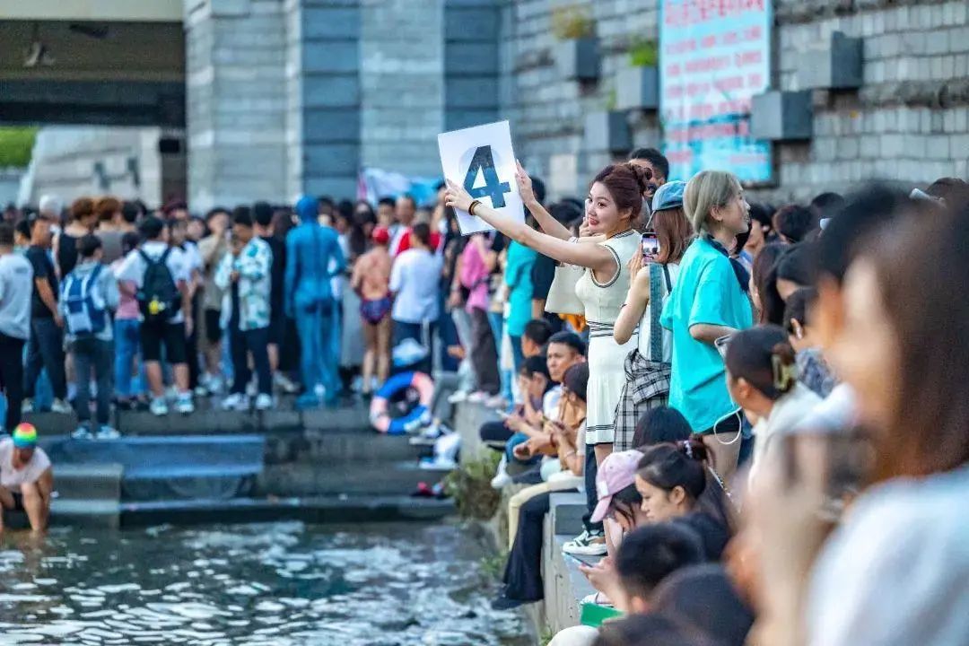 大爷没空跳水了，天津还有盘头大姨！各地都有哪些“特产”？ ... ...