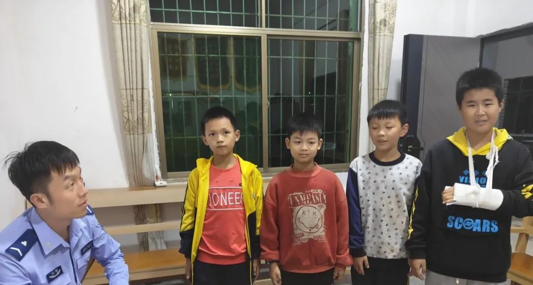 立功了！这4名小学生，被点名表扬