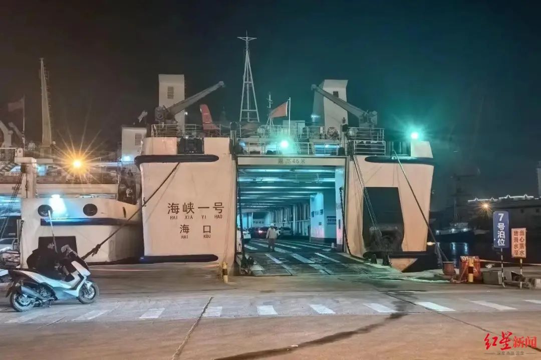 新能源车主海南离岛，有人凌晨4点去排队，有人搭上所有年假 ... ...