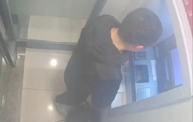 盗走7万！男子捡到银行卡，试两次就“蒙对”密码