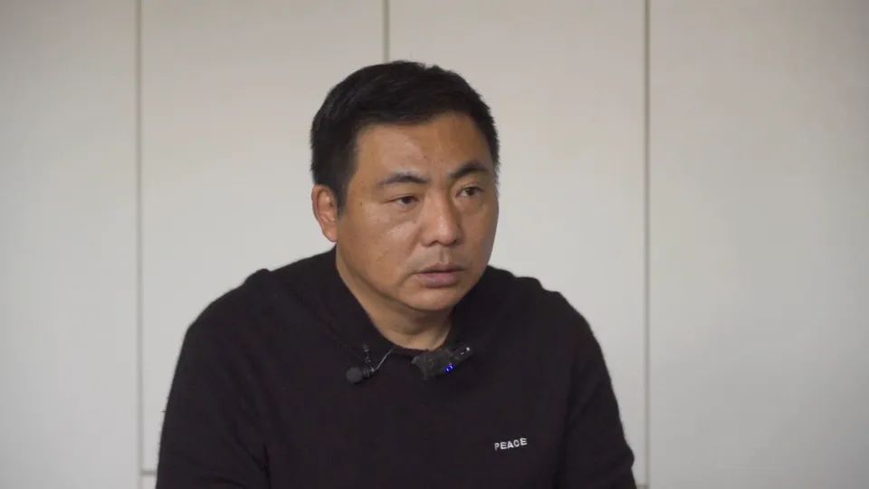 第四个孩子也不是亲生的！男子愤而……