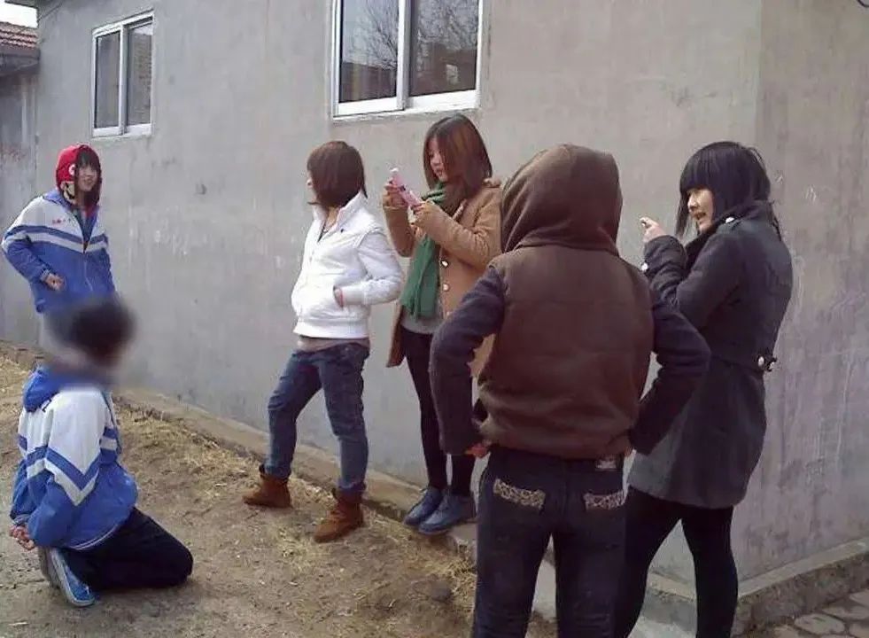 原来福建跳楼的初二女孩和邯郸被埋的小光，都在微信转账里指认过凶手！ ...