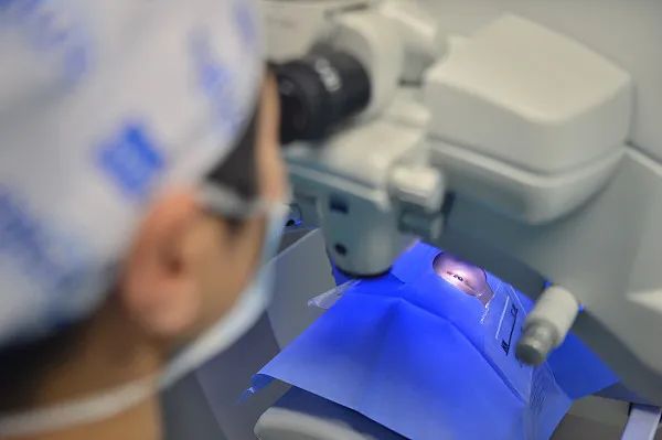 注意 | 不是人人都能做近视手术！关于近视，这些常见误区很多人不知道→ ... ...