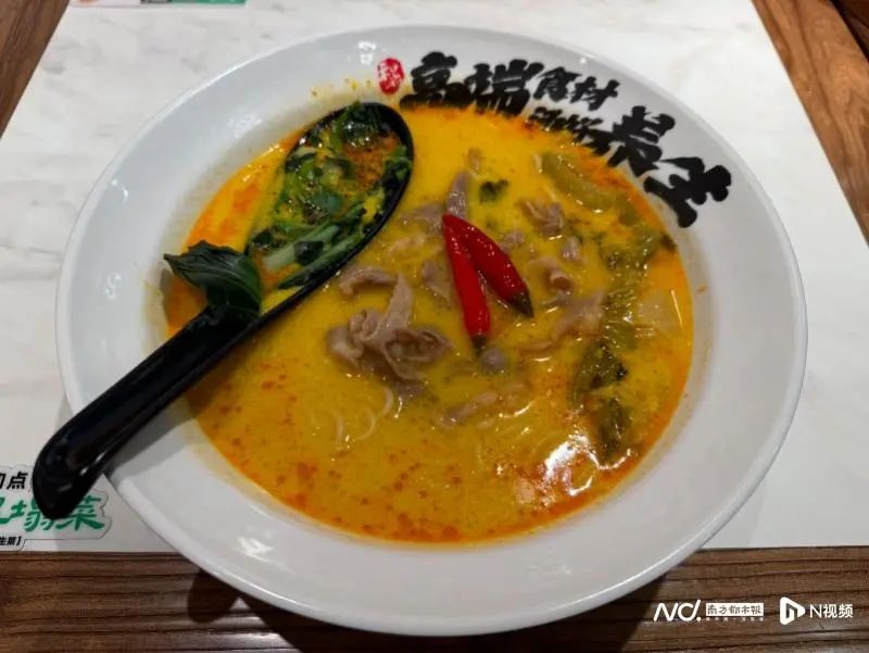 很多人吃过，被传“大裁员”！知名连锁店回应了