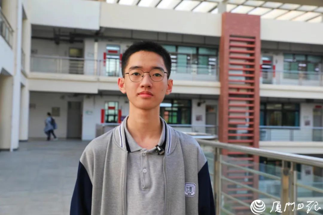 【台湾花莲地震】找到了！地震时，他抱起同桌往外冲……