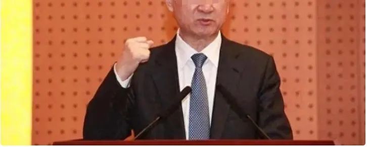 3年还清6000亿，如今股份再遭冻结！70岁的王健林做错了什么？ ... ...