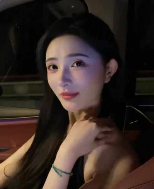 薛之谦演唱会“女神”和“舔狗”事件：这波反转，太打脸了！ ... ... ... ...