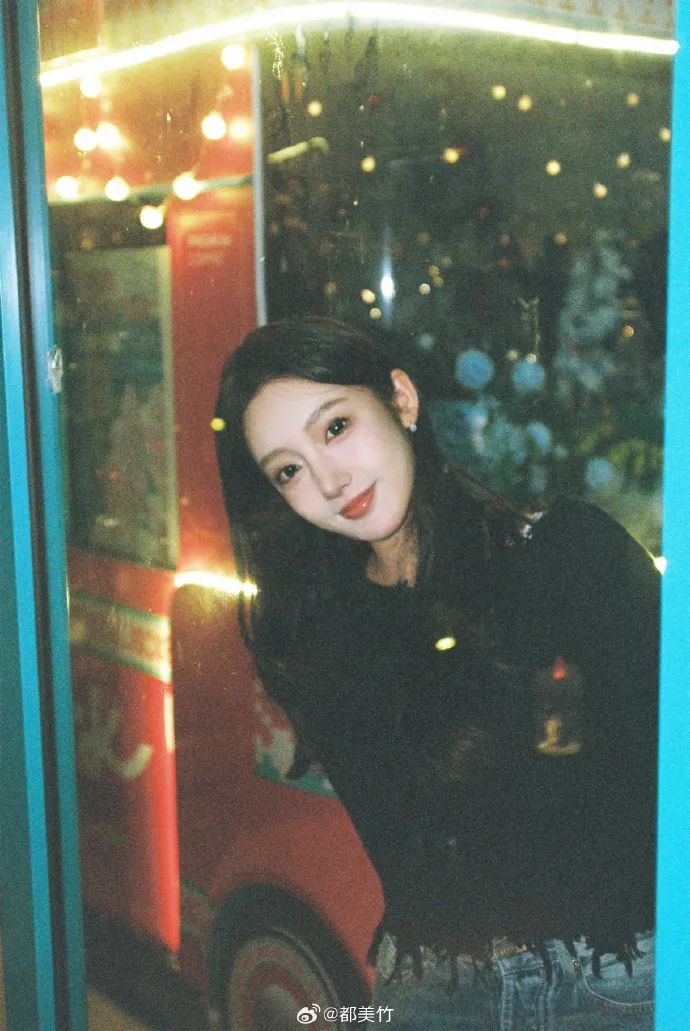 单亲妈妈称被都美竹卖惨诱骗近20万，欲全部追回！聊天记录曝光 ... ... ...