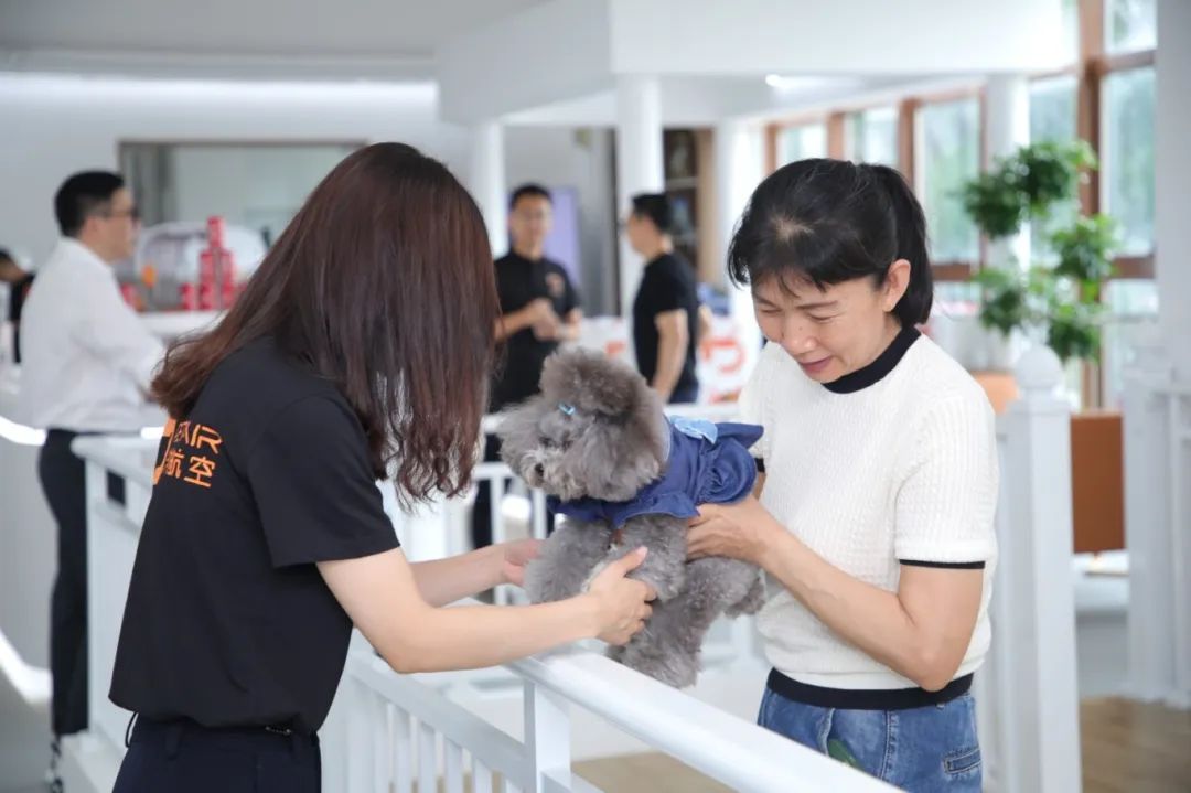 “毛孩子”也有候机厅了！全国首家，就在深圳↓
