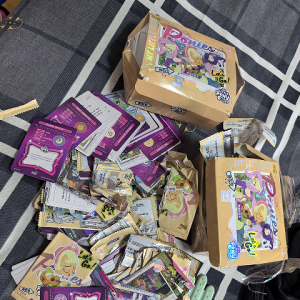 感觉不对劲！女子在10岁女儿的书包里发现......