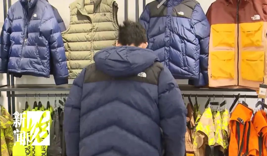 什么情况？今天很多上海人都冲去买羽绒服了？